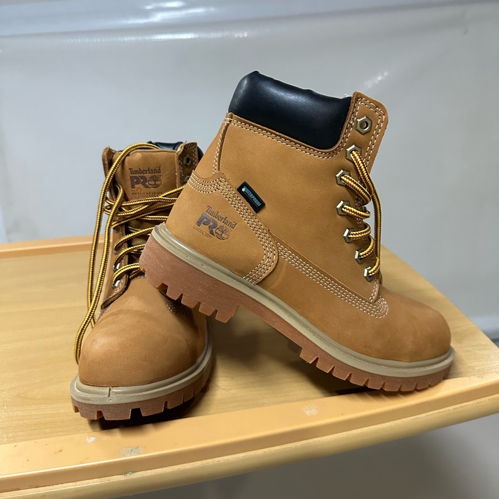 Timberland PRO Men's Tan Leather Boots - Picture 6 of 10